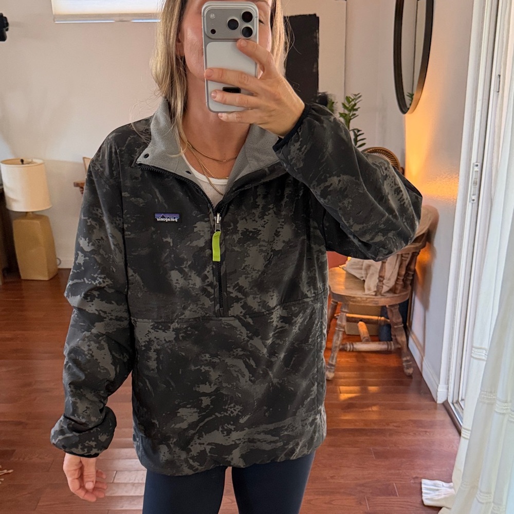 Patagonia Gray Patterned Pullover - image 1